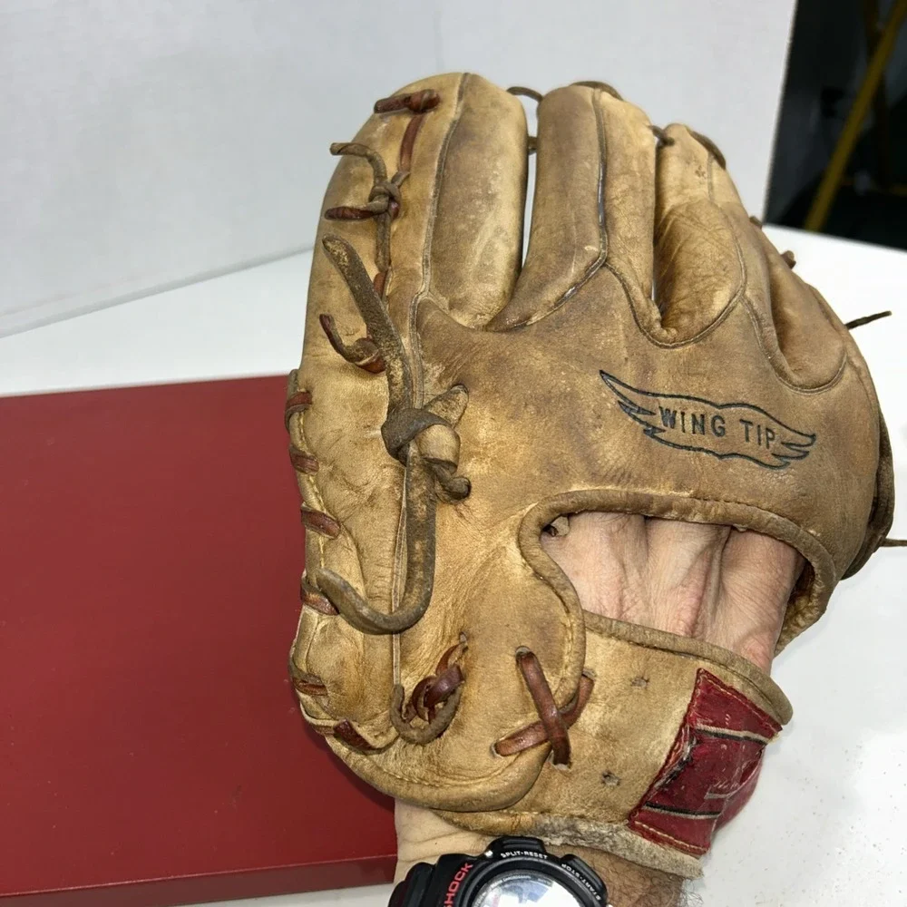 Vintage Rawlings GJ 59 Reggie Jackson Baseball Glove‎ R-Hnd Throw Wing Tip